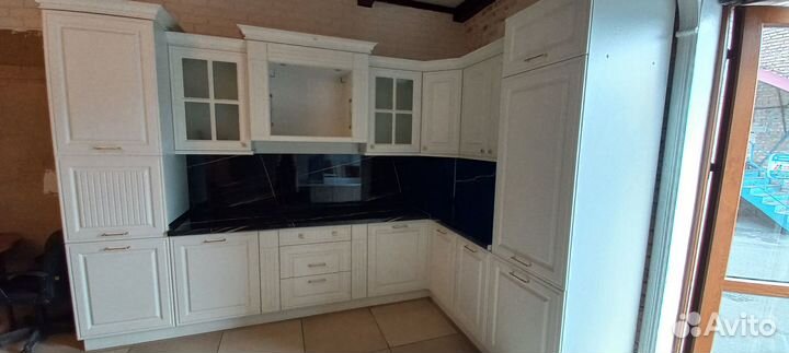 Кухня угловая новая