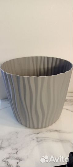 Горшки цветочные новые