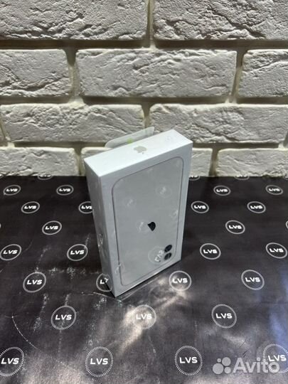 Новый iPhone 11 64Gb White