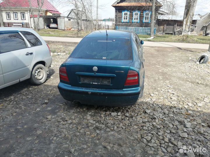 Skoda Octavia A4 Tour по частям