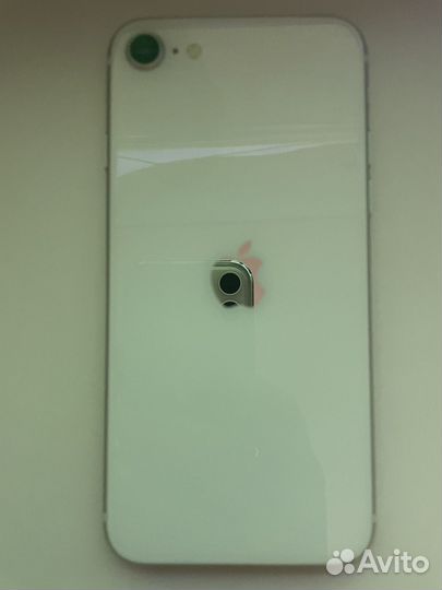 iPhone SE, 64 ГБ