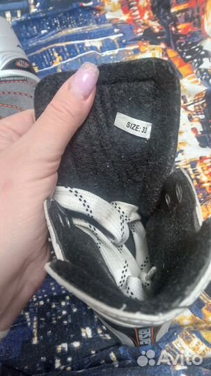 Коньки хоккейные