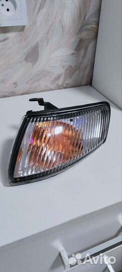 Пооротник Mazda Capella