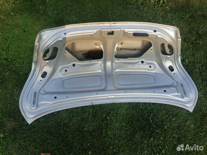 Крышка багажника toyota camry 40