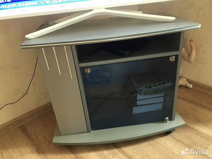 Тумба под телевизор бу