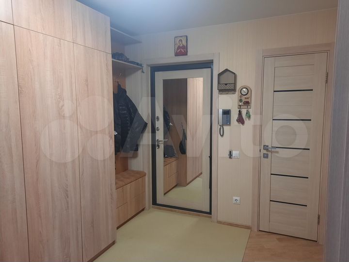 2-к. квартира, 52,3 м², 8/10 эт.