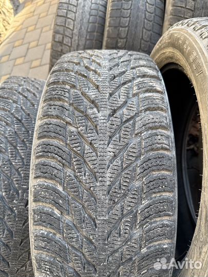 Nokian Tyres Hakkapeliitta R3 SUV 235/50 R19