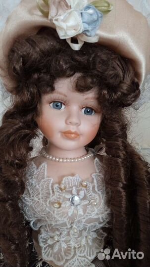 Кукла коллекционная, золотая коллекция