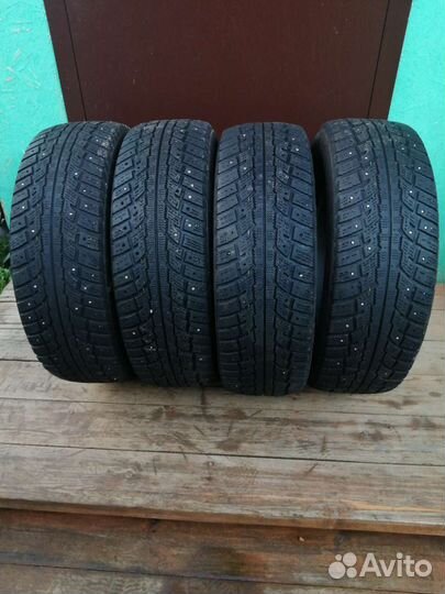Kumho I'Zen RV Stud KC16 225/70 R16