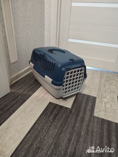 Переноска для кошек и собак