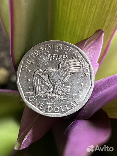 Монета one dollar liberty in god we trust