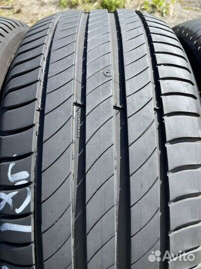 Michelin Primacy 4 235/45 R17