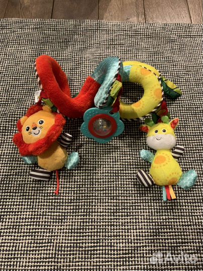 Игрушка подвеска на коляску