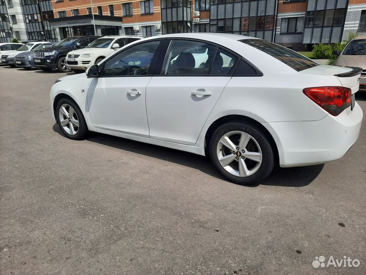 Chevrolet Cruze 1.8 МТ, 2011, 181 000 км