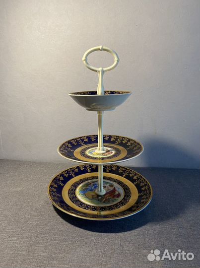 Антикварная этажерка «мадонна кобальт»