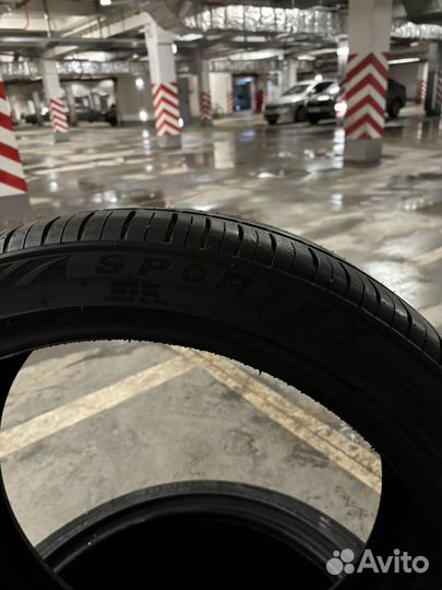 Triangle TH201 Sportex 275/35 R20 и 245/40 R20 102Y