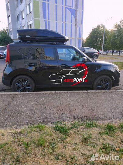 Автобокс Voyage 440л глянец на Kia Soul