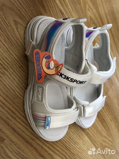 Сандалии для девочки