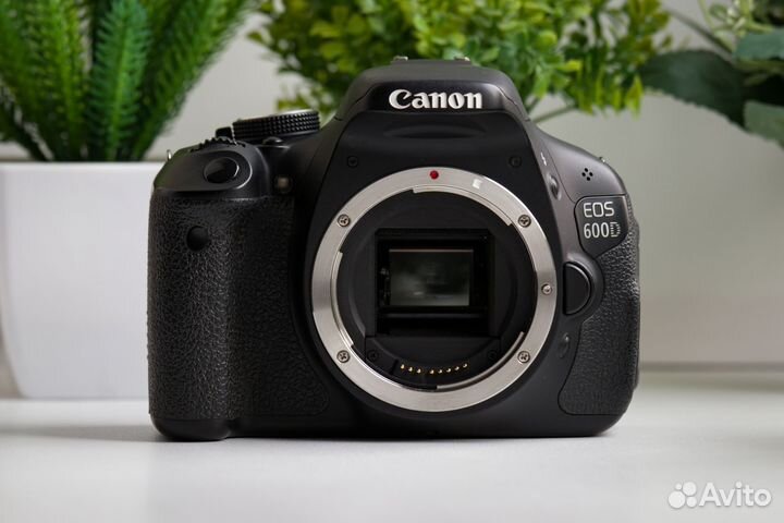 Canon 600D Kit + Комплект
