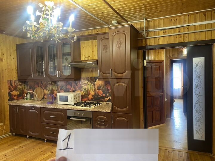 Дом 220 м² на участке 15 сот.