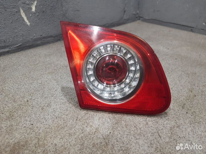 Фонарь левый крышки багажника для VW Passat b6