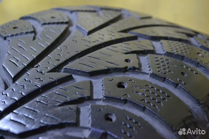 Hankook Winter I'Pike W409 225/50 R17