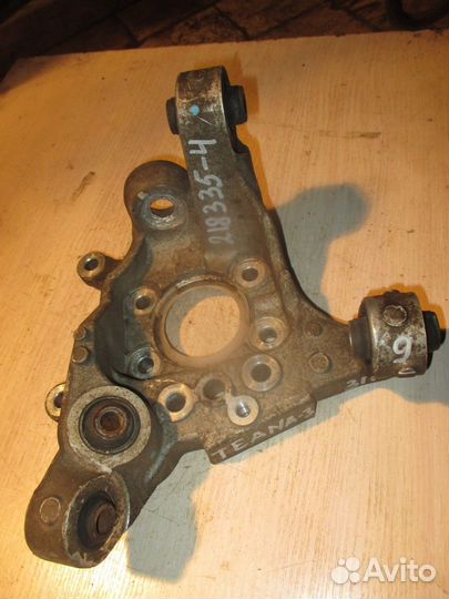 Кулак поворотный задний правый (Nissan Teana)