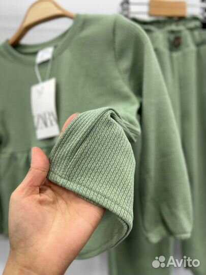 Костюм zara для девочки новый