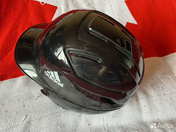 Бейсбольный шлем детский