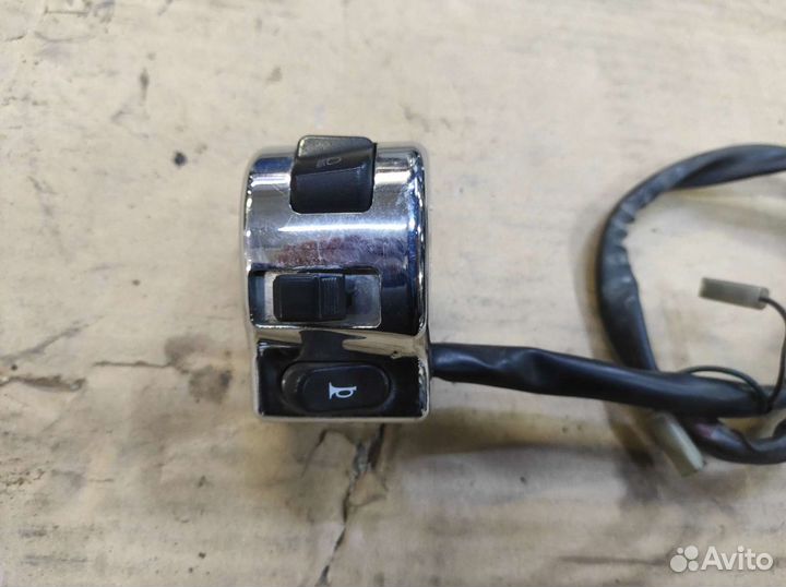 Пульт левый Suzuki Burgman/skyWave ck43