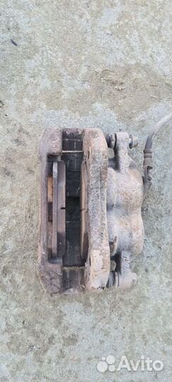 Суппорта передние Ford transit 2.2