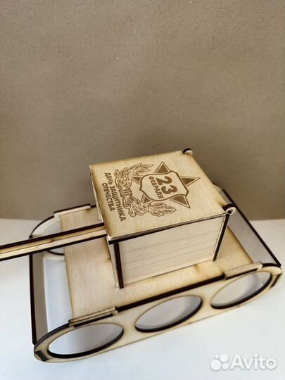 Танк на 23 февраля Подарочный танк