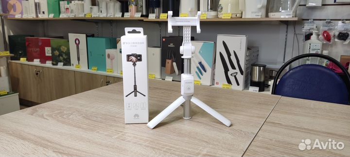 Монопод Huawei Tripod Selfie Stick
