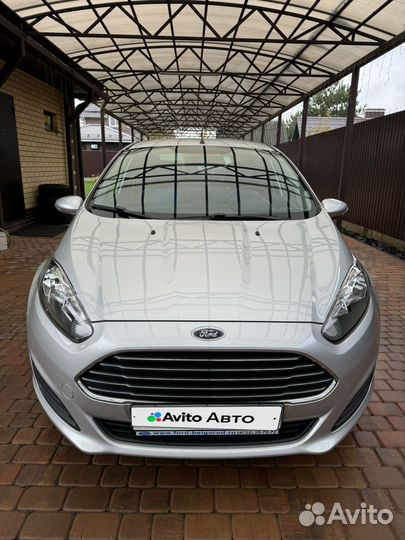 Ford Fiesta 1.6 МТ, 2015, 31 800 км