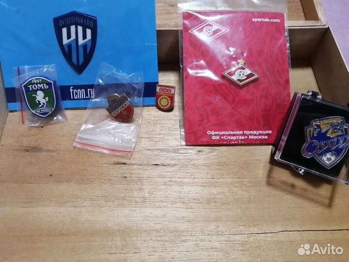 Футбольные значки