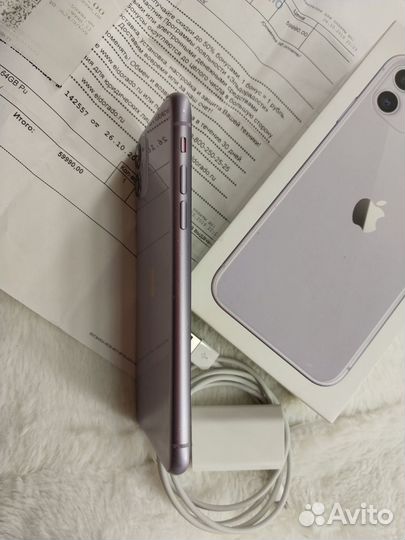 iPhone 11, 64 ГБ