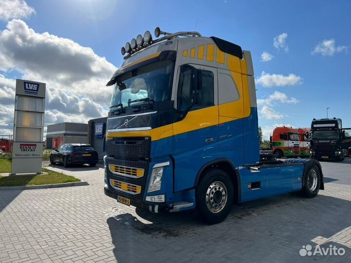 В разборке грузовик Volvo, FH с 2013