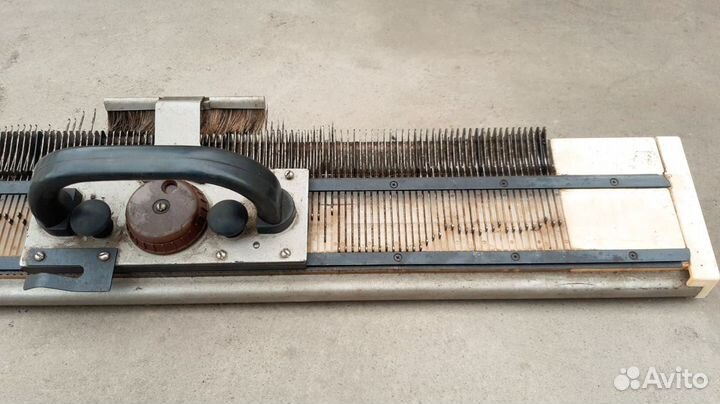 Ручная вязальная машинка