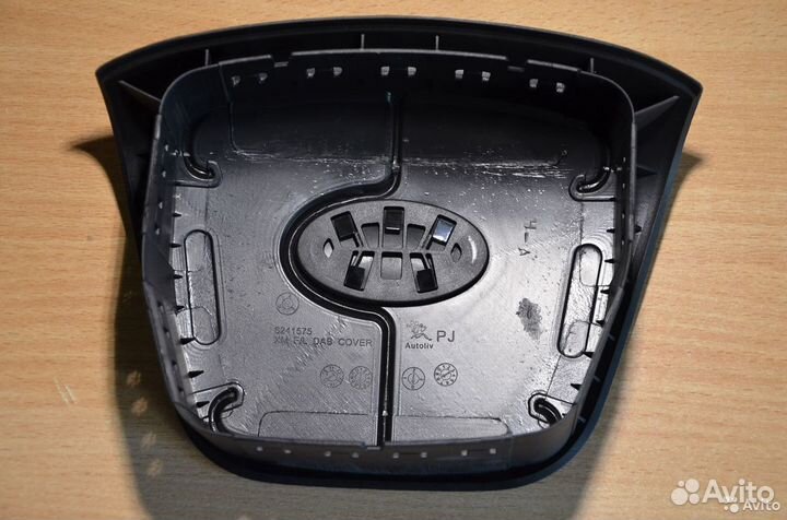 Крышка подушки безопасности Киа Соренто рестайлинг