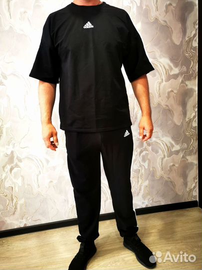 Спортивный костюм adidas