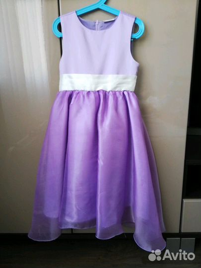 Платье нарядное