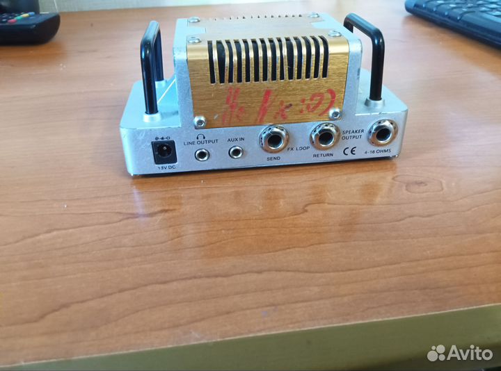 Набор для гитариста. гитара, комбик, педаль