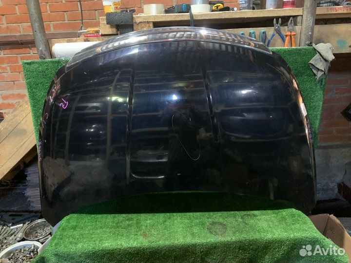 Капот Nissan Tiida C11