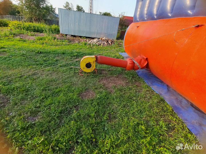 Детский надувной батут с горкой