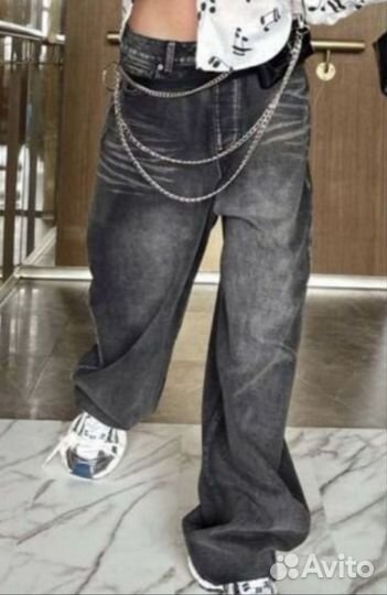 Джинсы широкие