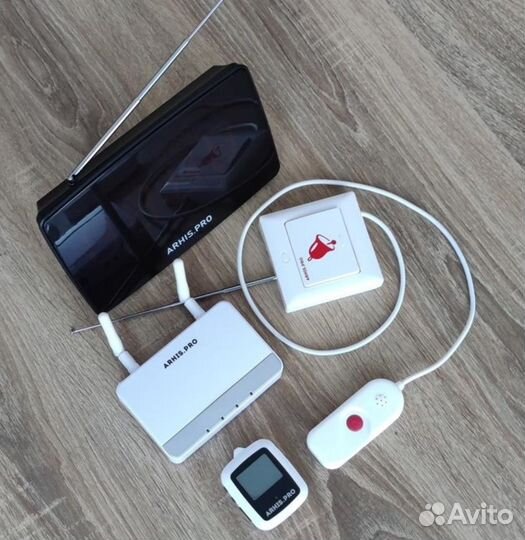 Кнопка вызова персонала, помощи больному в палату