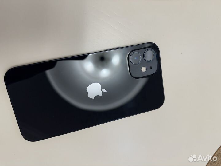 iPhone 12, 64 ГБ