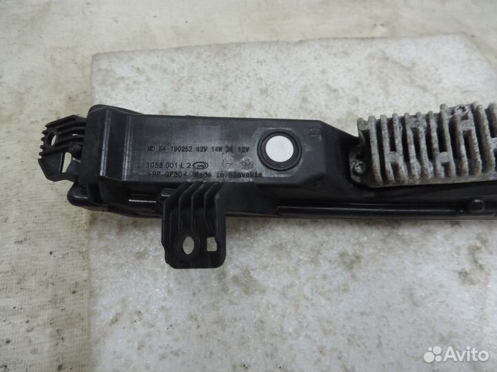 Фара противотуманная левая Land Rover Discovery 20