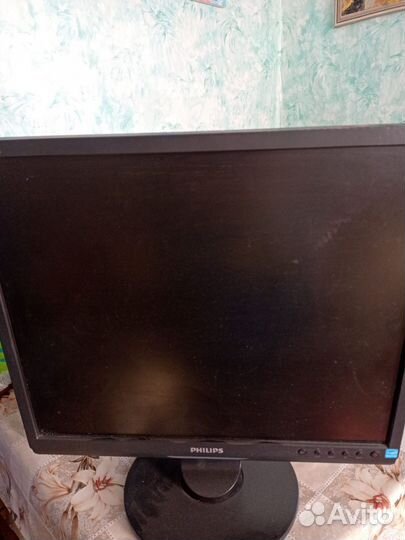 Монитор Philips