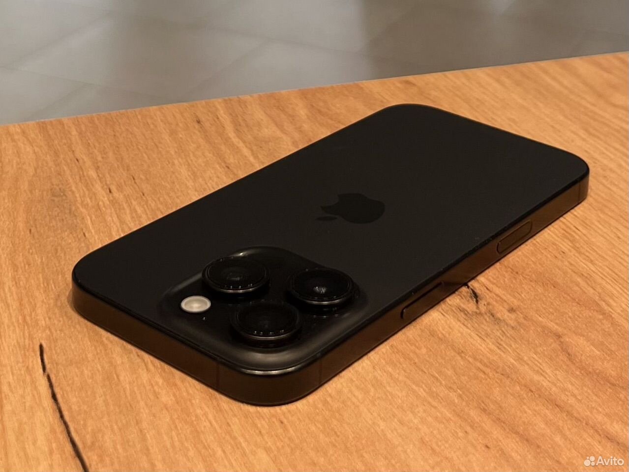 iPhone 15 Pro, 128 ГБ